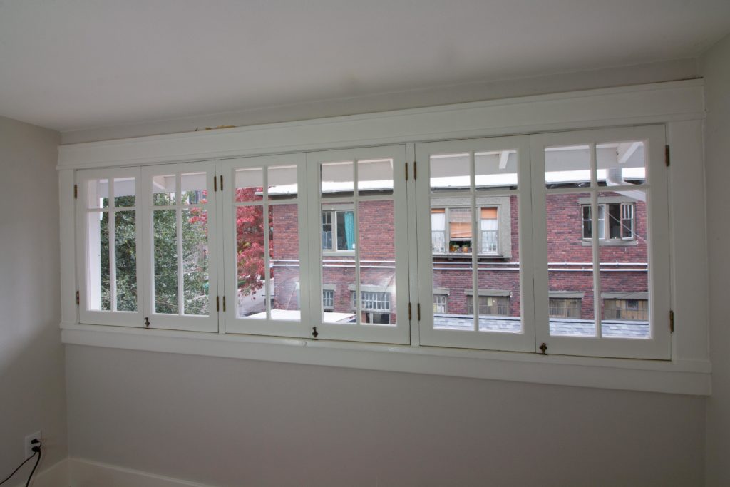 custom casement windows that swing in